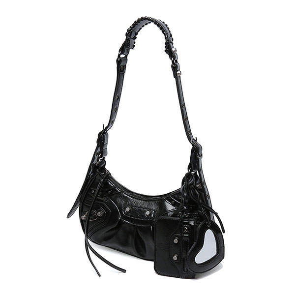 STUDS SHOULDER BAG