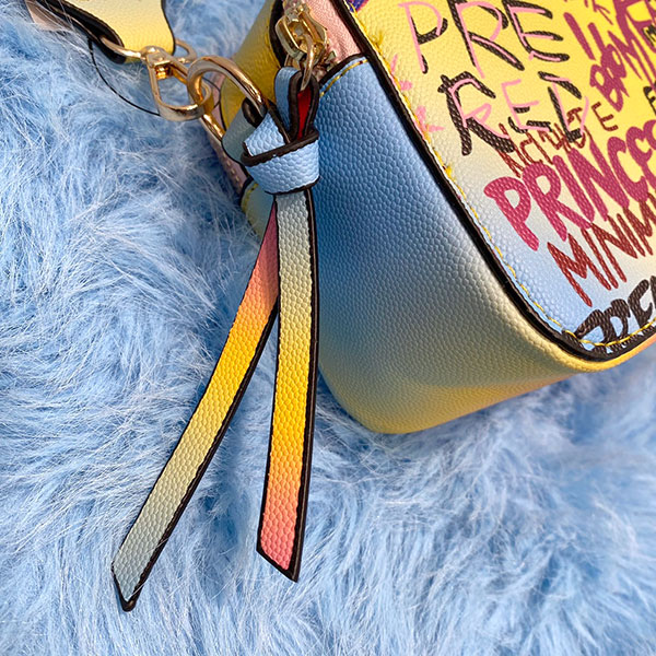 GRAFFITI SHOULDER BAG