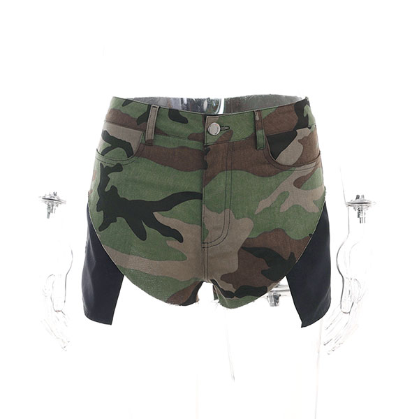 CAMO HIGHCUT SHORTS