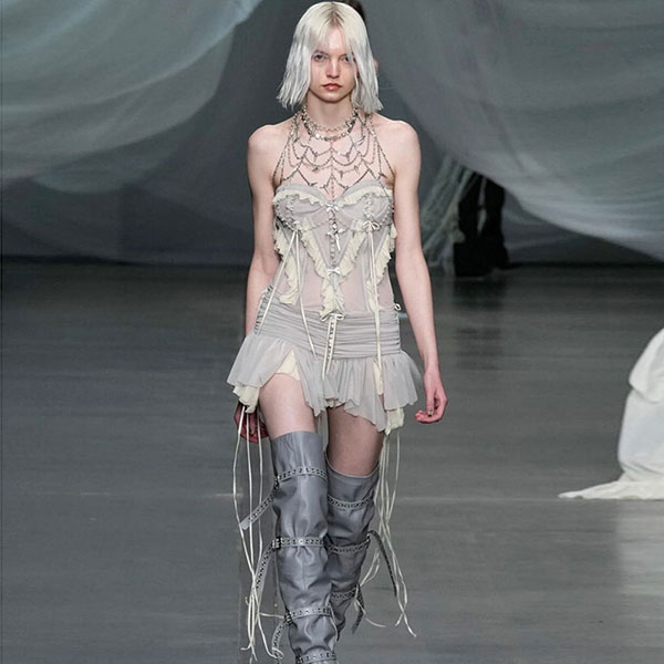 SHIRRING SHEER SKIRT