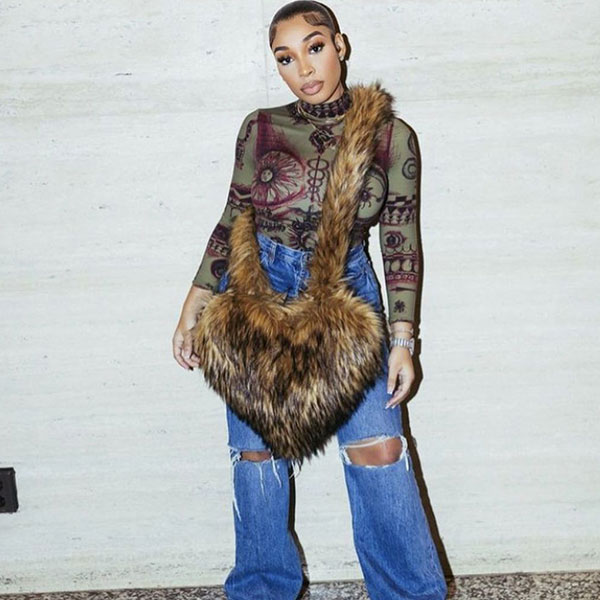 HEART FUR SHOULDER BAG