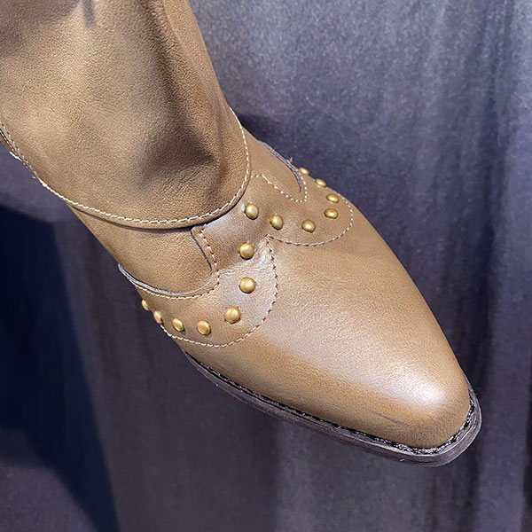 RIVET WESTERN BOOTS