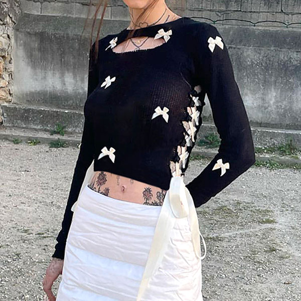 RIBBON LACE UP