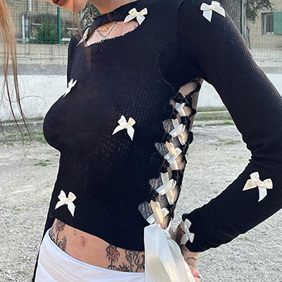 RIBBON LACE UP