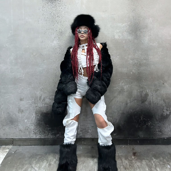 HOLLOW LACEUP VEST