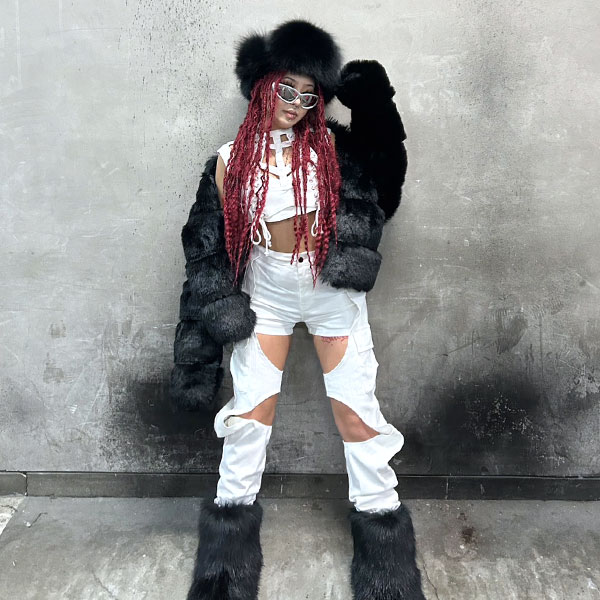 HOLLOW PANTS