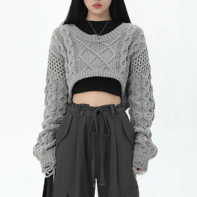 CROPPED CABLE KNIT