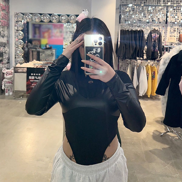 SWITCHING BODY SUIT