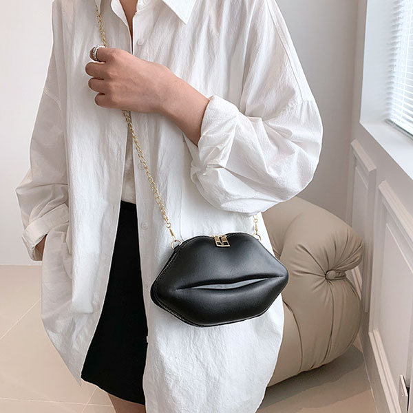 SHINNY LIP BAG