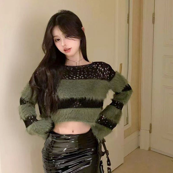 BORDER MOHAIR KNIT