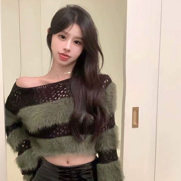 BORDER MOHAIR KNIT
