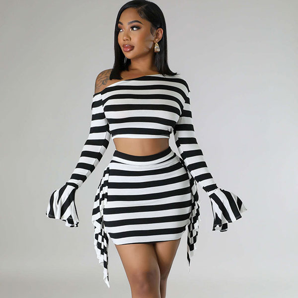 BORDER TWO PIECE