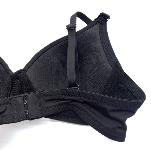STUDS BRA TOP