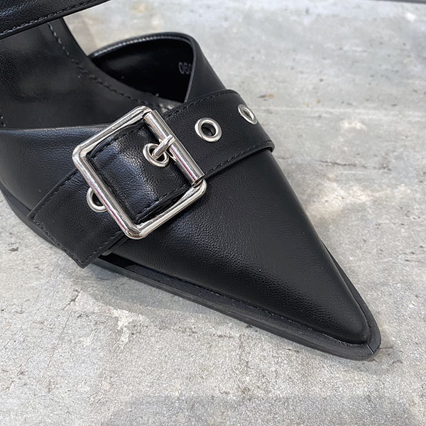 EYELET POINTED MULE