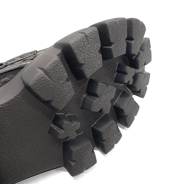 PLATFORM LOAFERS