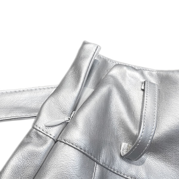 METALLIC PLEATS SKIRT