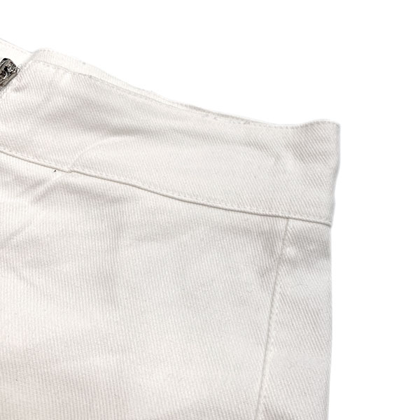 FRILL SHORTS