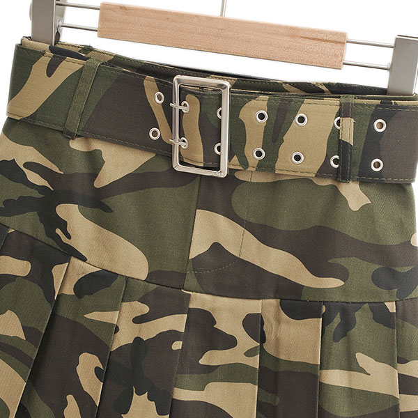 CAMO PLEATS SKIRT