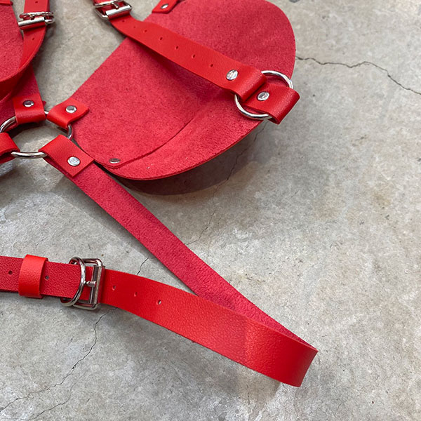 BONDAGE BODY STRAP