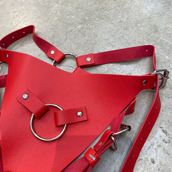BONDAGE BODY STRAP