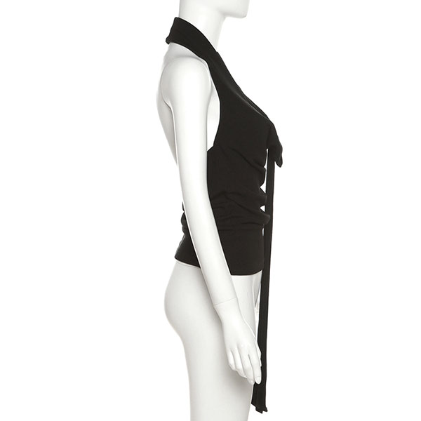 BIG EYELET HALTER NECK