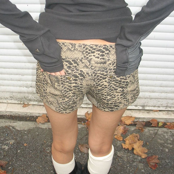 SNAKE SHORTS