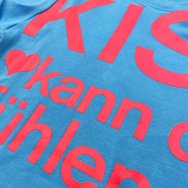 KISS T-SHIRT