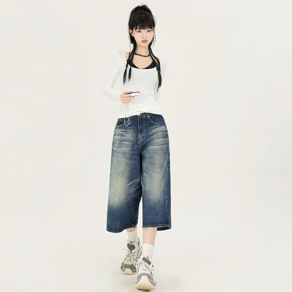 BIG DENIM SHORTS
