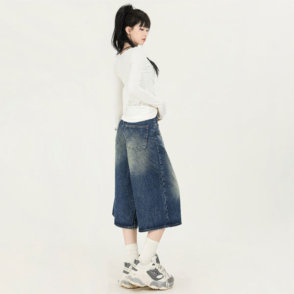 BIG DENIM SHORTS
