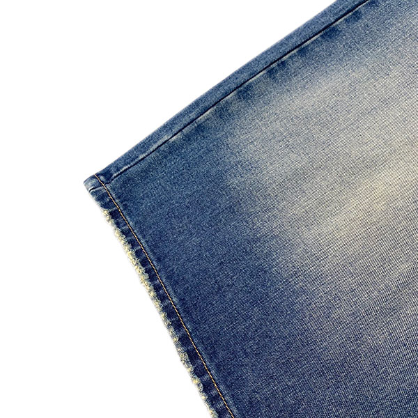 BIG DENIM SHORTS