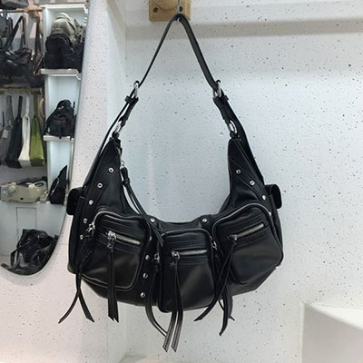 MULTI POCKET SHOULDER BAG