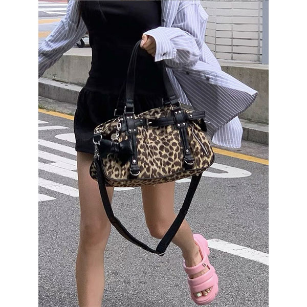 RIBBON SHOULDER BAG