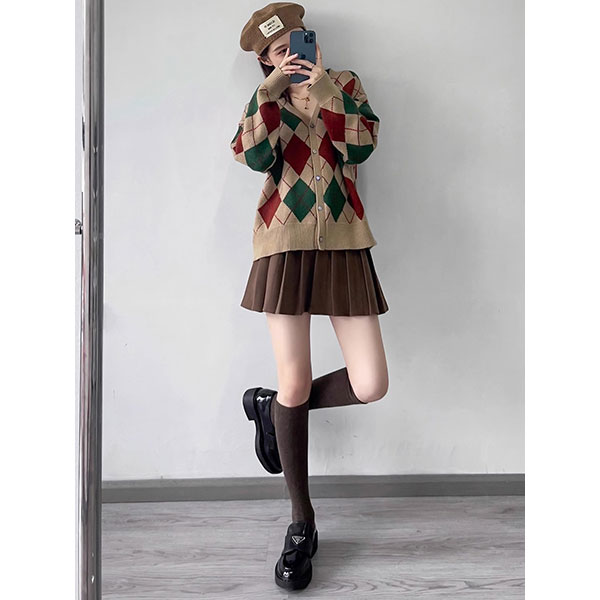 PLEATS SKIRT