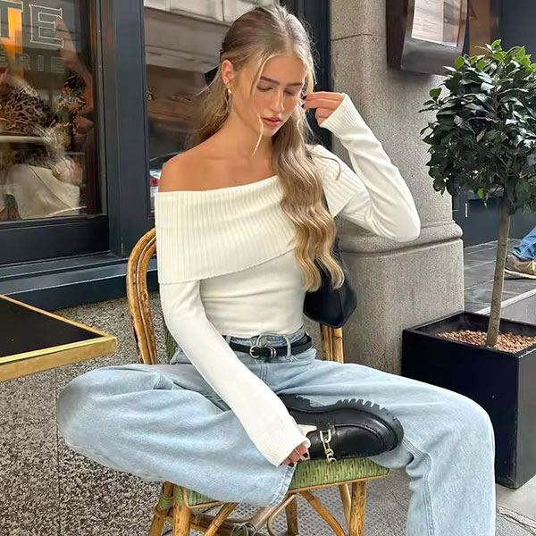 OFF SHOULDER KNIT