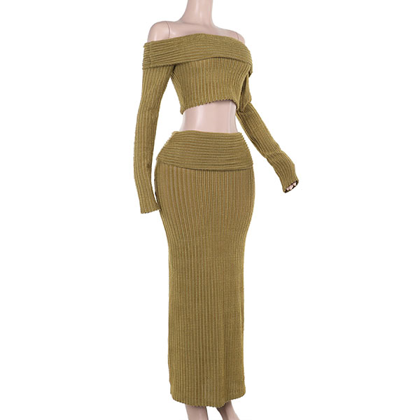 OFF SHOULDER KNIT TWO PIECE