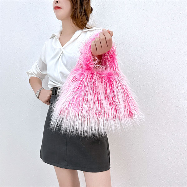 SHAGGY SHOULDER BAG