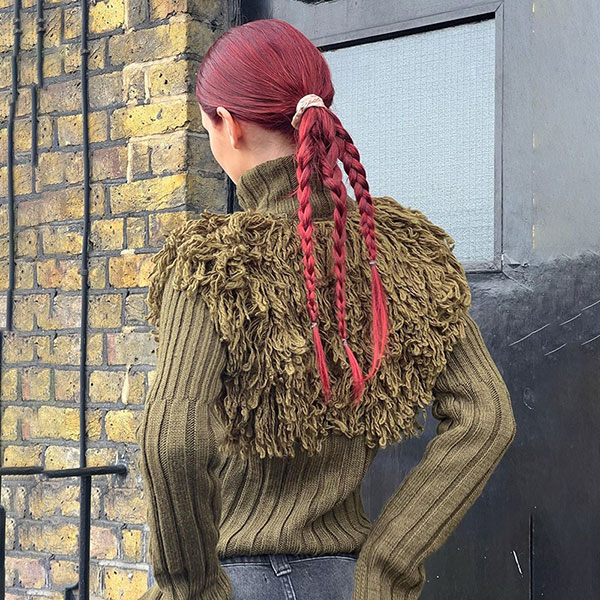 TASSEL ZIP KNIT