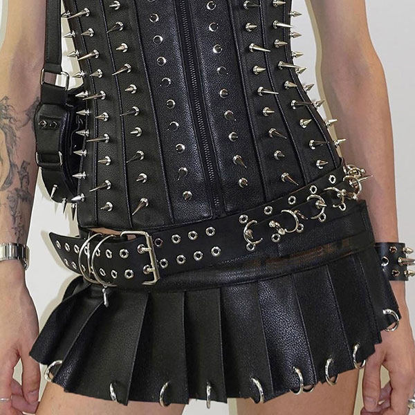 RING PLEATS SKIRT