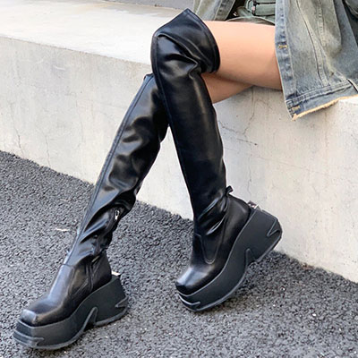 KNEE HIGH PLATFORM BOOTS