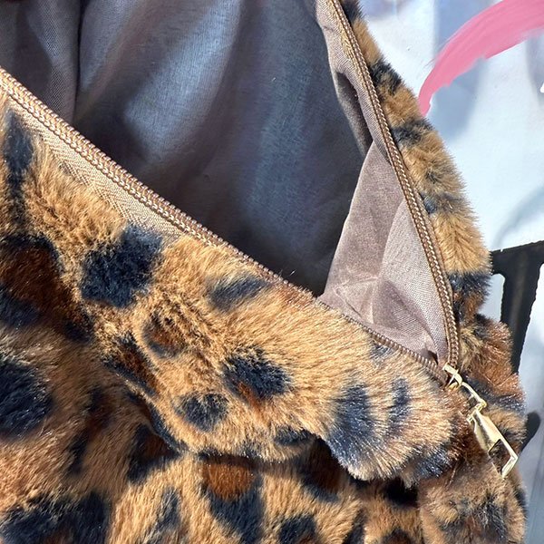 LEOPARD FUR STAR BAG