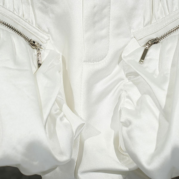 BALLOON ZIP SHORTS