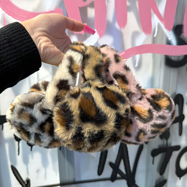 LEOPARD FUR EARMUFFS
