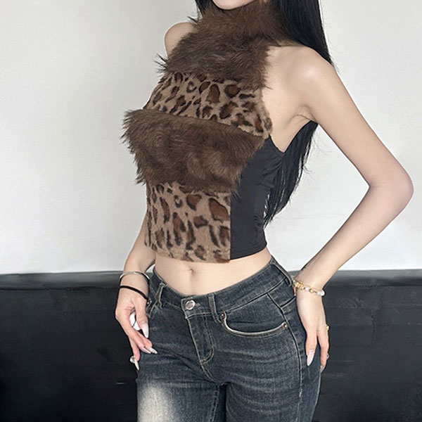 TRIM LEOPARD HALTER NECK