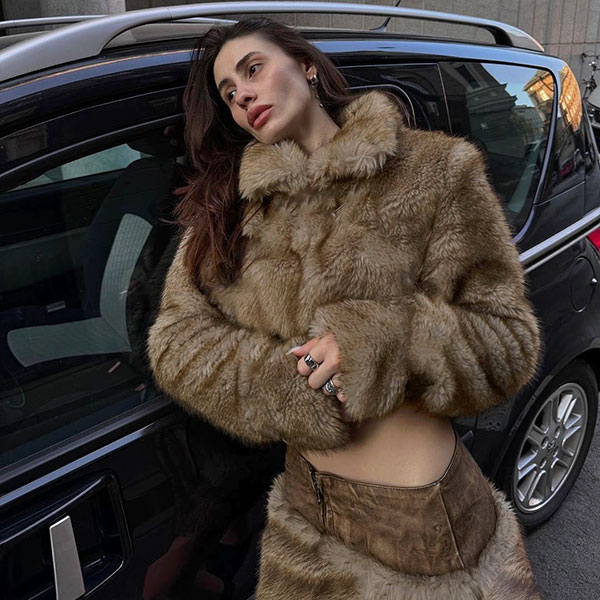 CROPPED FUR JACKET