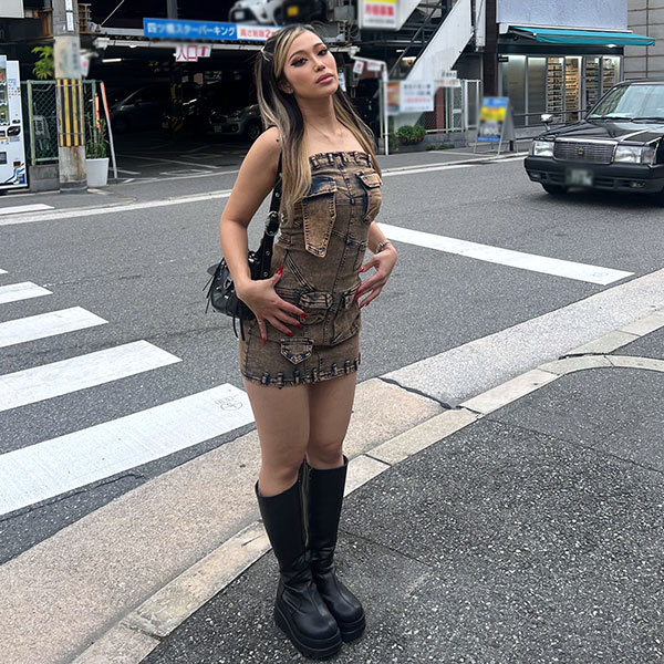 MULTI POCKET DENIM ONEPIECE