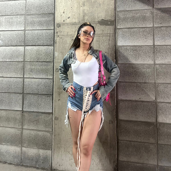 LACE UP DAMAGE SHORTS