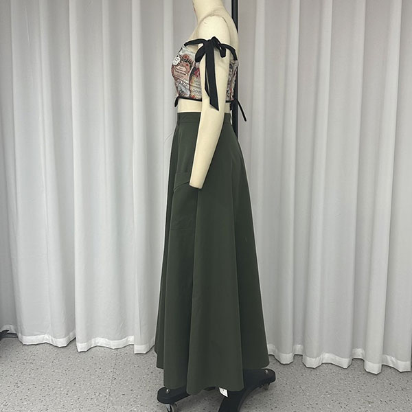 HIGH SLIT ZIP SKIRT+TOPS