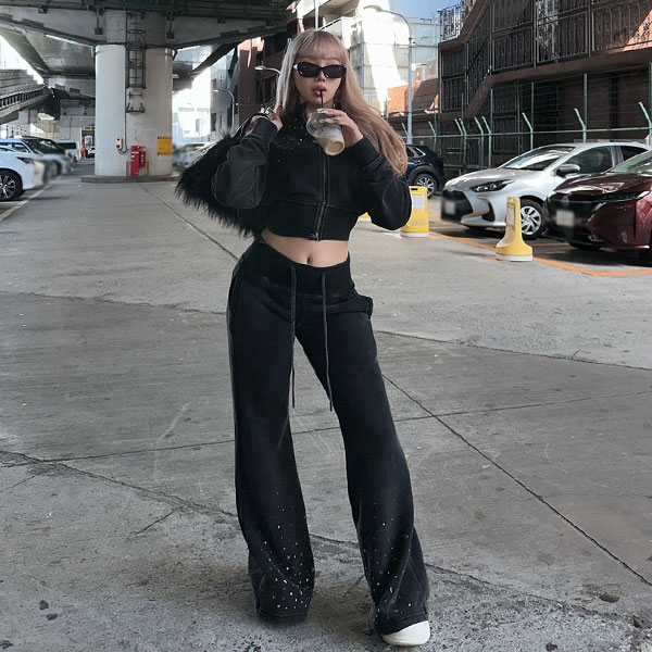 STUDS PIGMENT FLARE PANTS