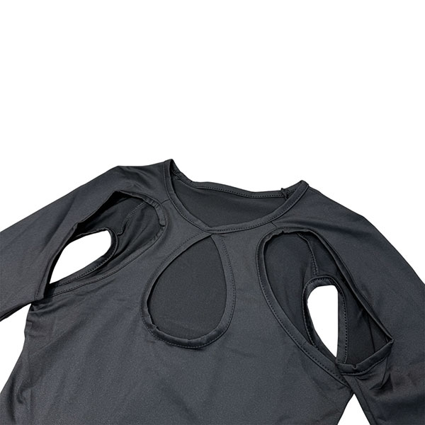HOLLOW CROPPED T-SHIRT