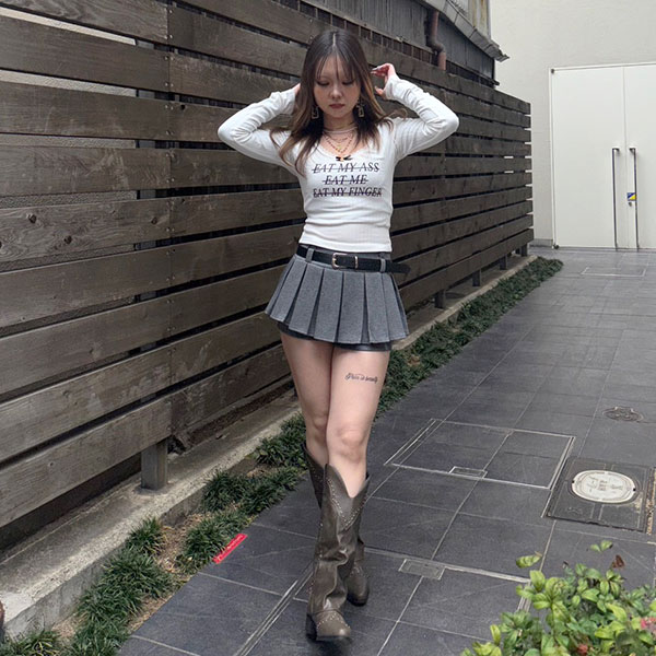 JERSEY PLEATS BELT SKORTS